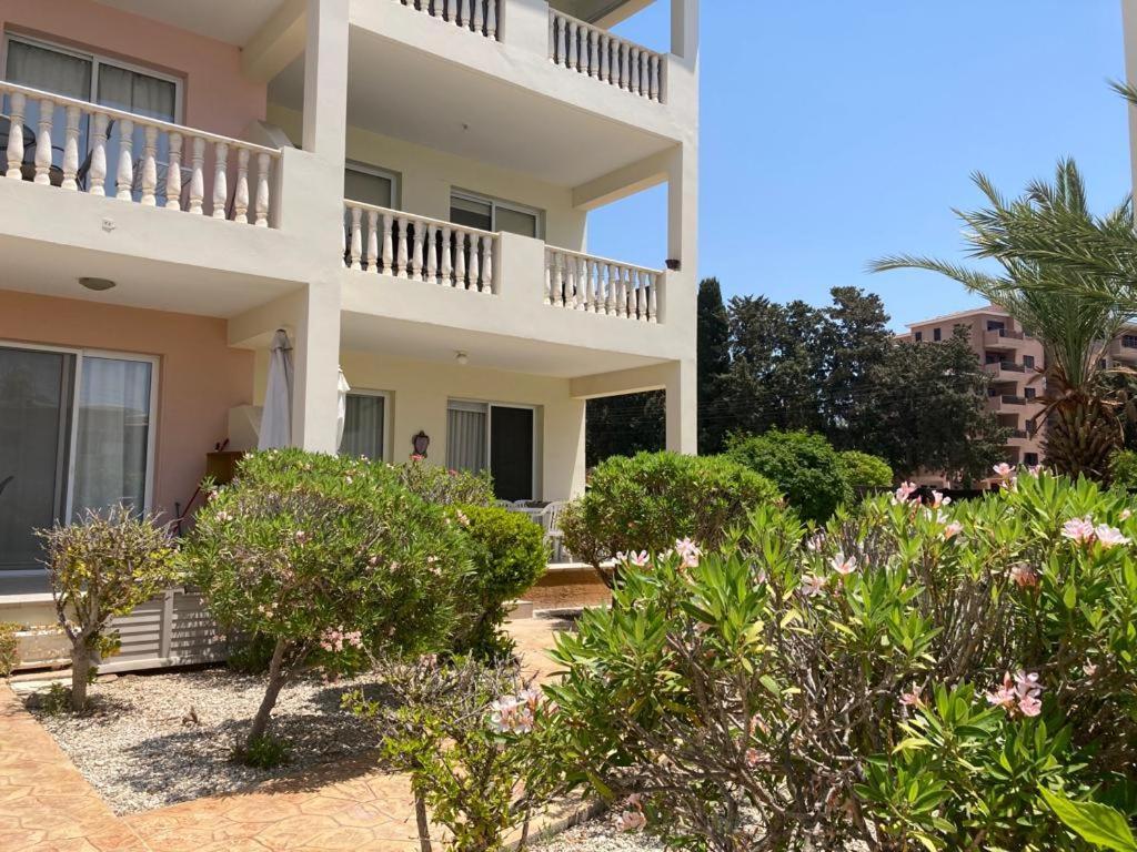 Diana 49 Apartment Paphos Exterior photo